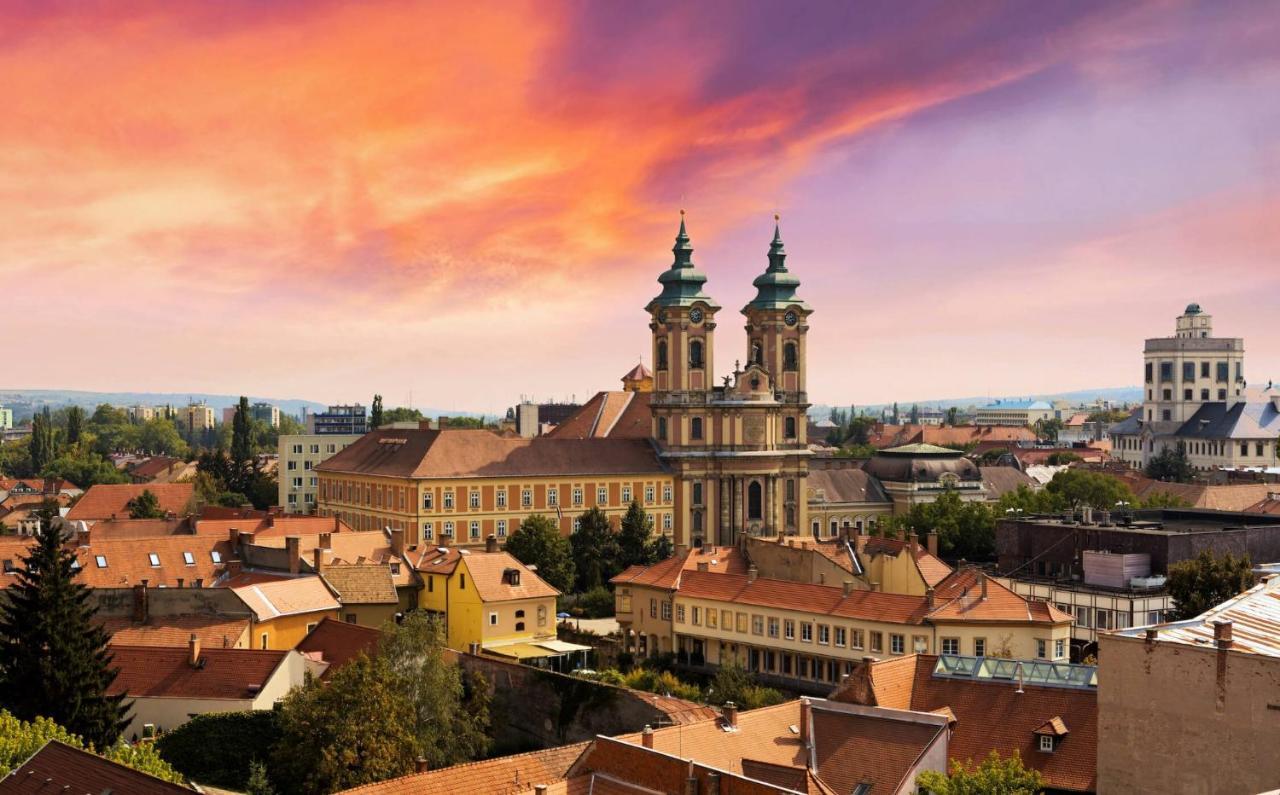 Pr Apartman Эгер Экстерьер фото
